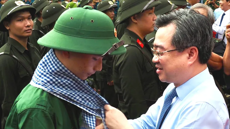568 thanh niên TP Thủ Đức lên đường nhập ngũ