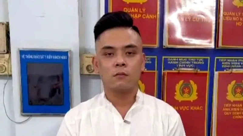 Khởi tố người đánh bảo vệ bất tỉnh ở phố đi bộ Nguyễn Huệ