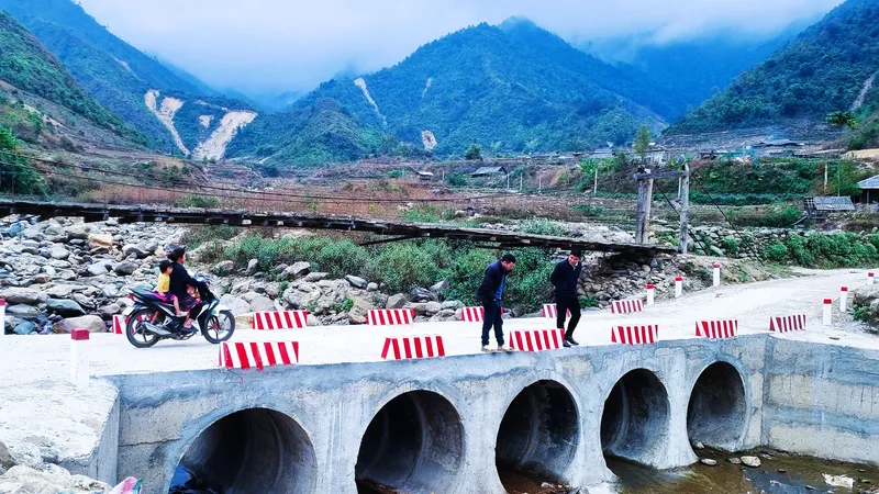 Người đảng viên viết tiếp câu chuyện trên miền cổ tích - Sức thuyết phục từ tấm lòng tận tụy