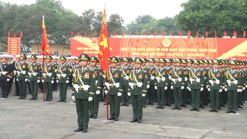 Tổng hợp luyện các lực lượng diễu binh, diễu hành Kỷ niệm 50 năm Ngày Giải phóng miền Nam, thống nhất đất nước