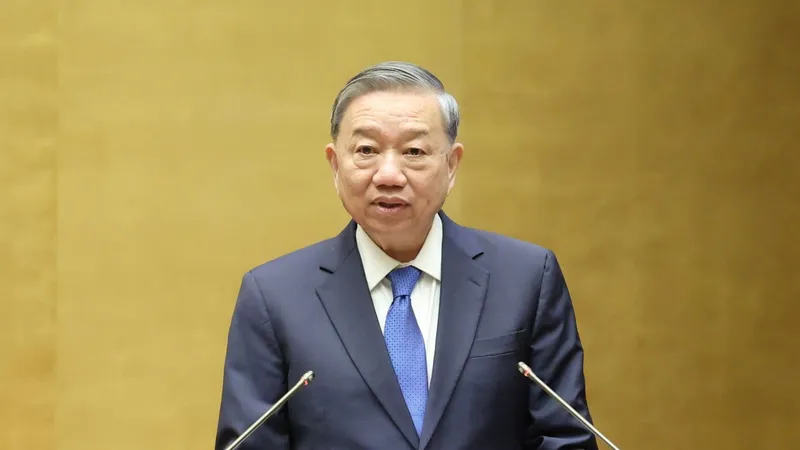 Hoàn thiện thể chế, tháo gỡ những “điểm nghẽn”, tạo không gian phát triển mới cho đất nước