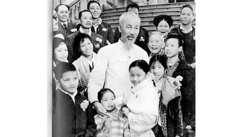 Chủ tịch Hồ Chí Minh, một biểu tượng kiệt xuất