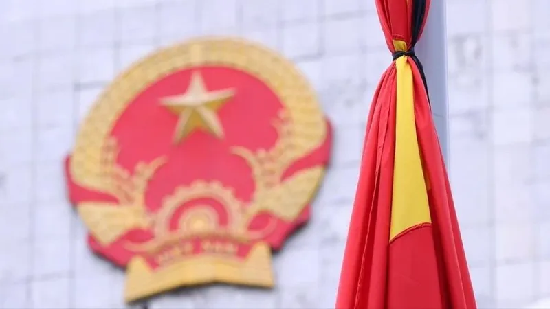 Treo cờ rủ, không tổ chức hoạt động vui chơi công cộng trong 2 ngày Quốc tang