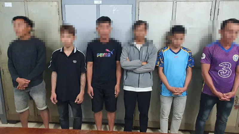 Bắt tạm giam nhóm đối tượng hiếp dâm bé gái 14 tuổi
