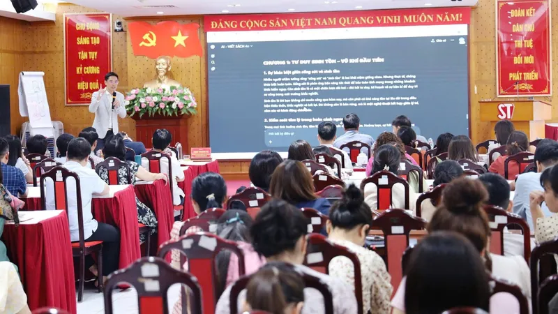 Quang cảnh chuyên đề