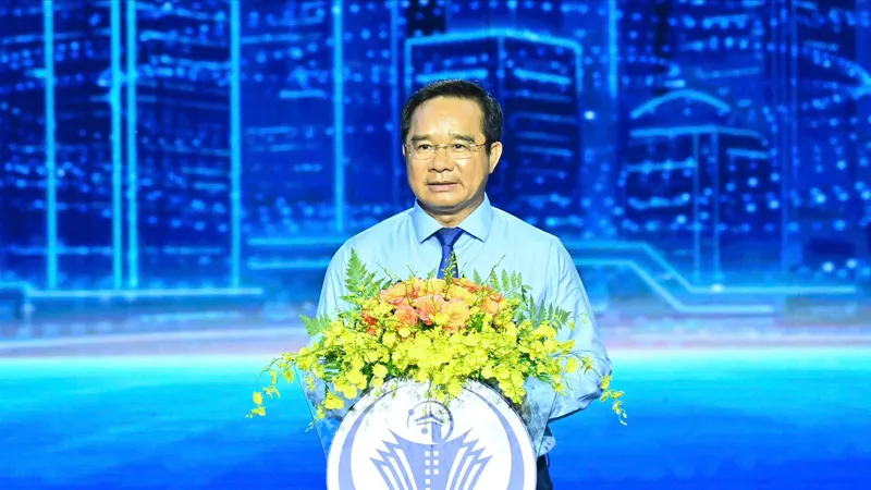 Chủ tịch UBND TPHCM gợi ý đề tài dự Giải thưởng Sáng tạo TPHCM