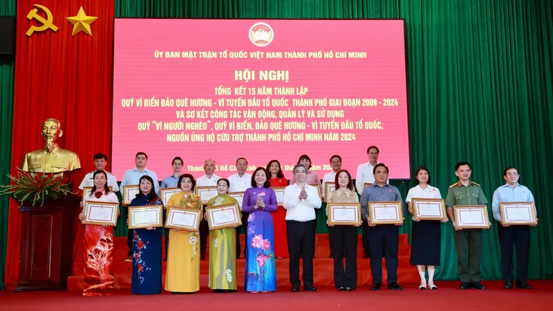 Lấy người dân làm trung tâm, chủ thể để triển khai mọi nhiệm vụ công tác