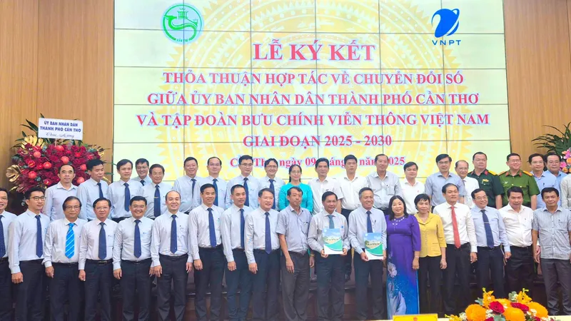 UBND TP Cần Thơ và VNPT ký kết hợp tác chuyển đổi số