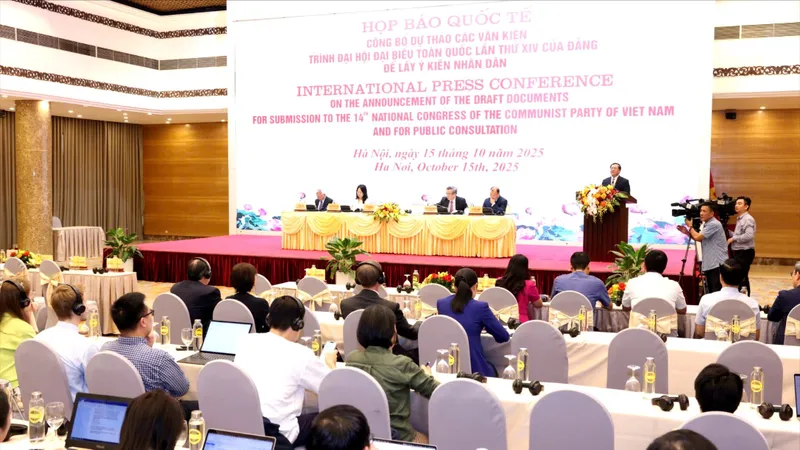 Phát huy trí tuệ, quyền làm chủ của nhân dân góp ý kiến vào dự thảo các văn kiện trình Đại hội lần thứ XIV của Đảng