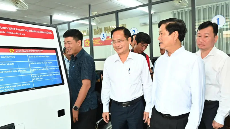 Kiến nghị tăng biên chế cấp xã với địa phương có quy mô dân số lớn