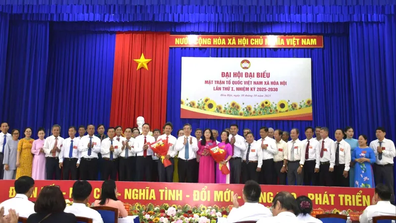 Đổi mới hoạt động Mặt trận, lấy người dân làm trung tâm