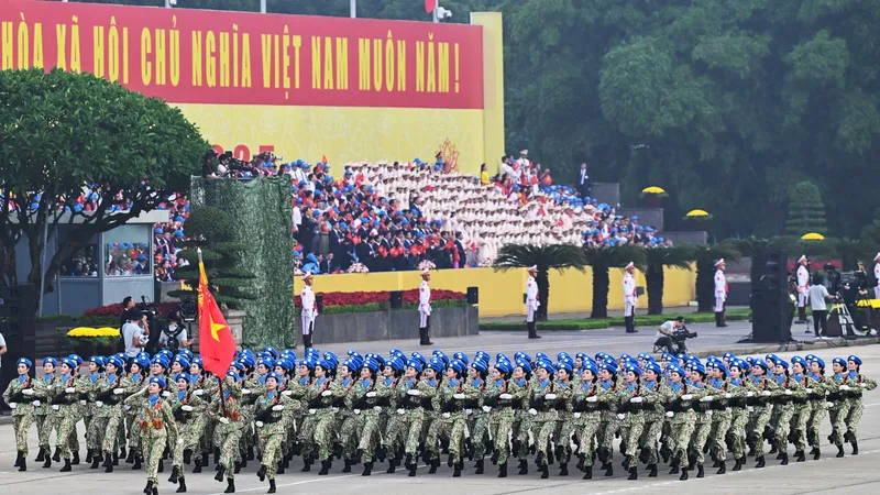 Tăng cường quốc phòng, an ninh; đẩy mạnh đối ngoại, hội nhập quốc tế