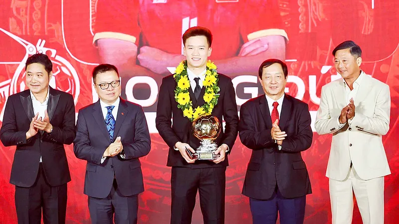 Những ngôi sao sân cỏ lan tỏa tinh thần nhân ái