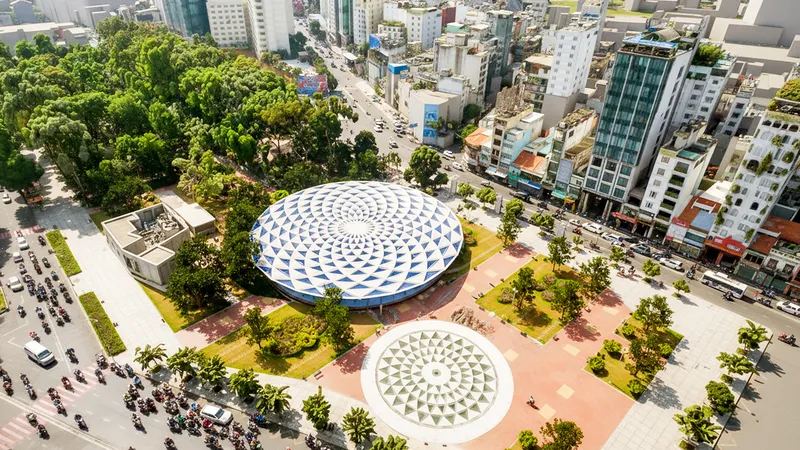 Nhà ga Bến Thành, ga trung tâm của tuyến metro số 2 (Bến Thành – Tham Lương), TPHCM. Ảnh: HOÀNG HÙNG