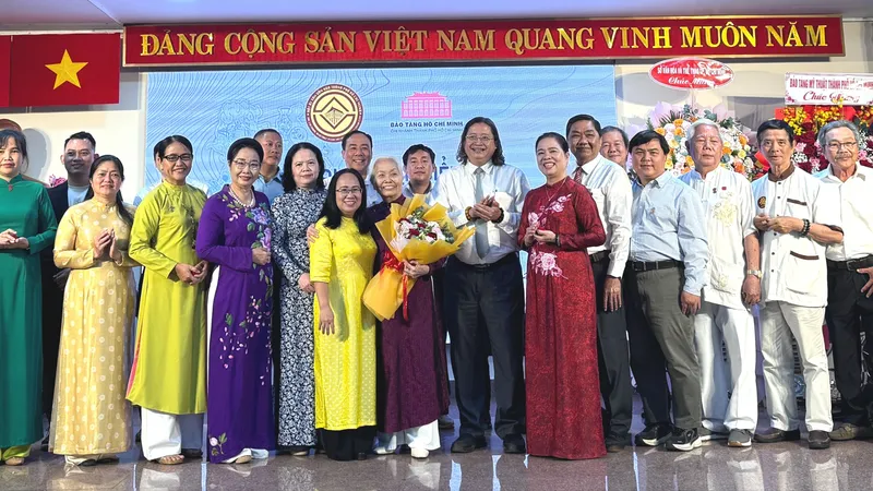 Phát huy giá trị di sản văn hóa gắn với chuyển đổi số, công nghiệp văn hóa