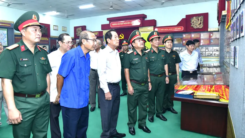 Trung đoàn Gia Định kỷ niệm 67 năm Ngày truyền thống