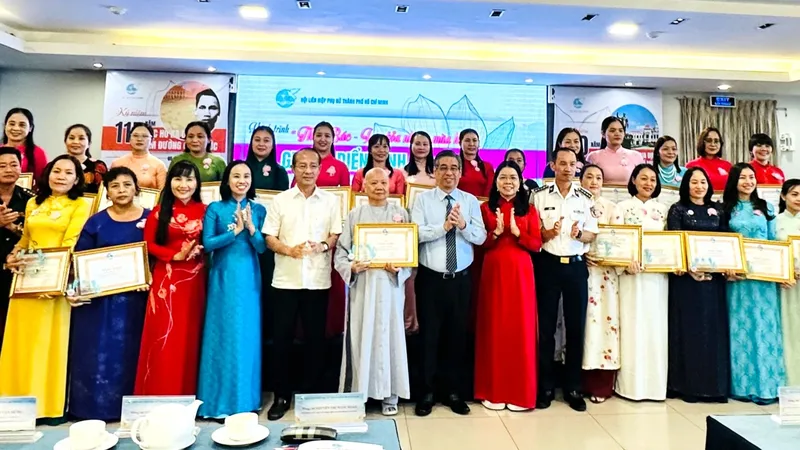Phát huy vai trò của phụ nữ, chung sức đồng lòng trong xây dựng và phát triển TPHCM trong giai đoạn mới