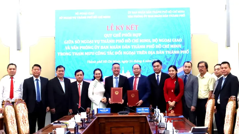 Ký kết quy chế phối hợp tham mưu công tác đối ngoại tại TPHCM
