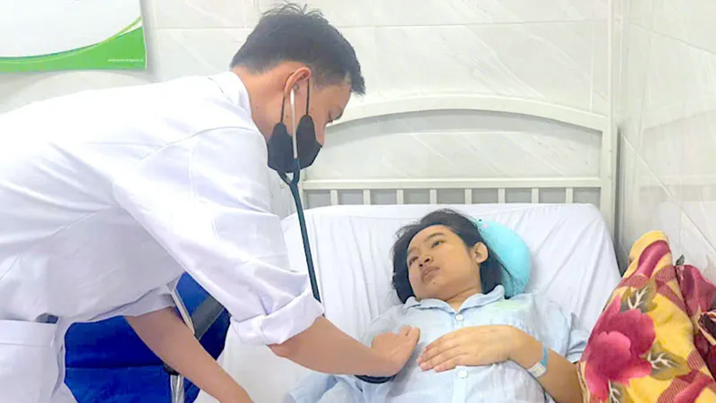 Chị Ngô Mỹ Uyên được chẩn đoán đã mắc bệnh lupus ban đỏ hệ thống