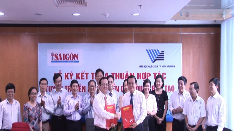Báo SGGP& ĐH Quốc gia TPHCM hợp tác tuyên truyền GD&KHCN