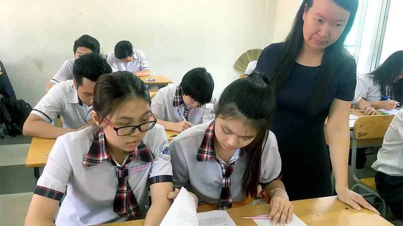 Đề thi minh họa kỳ thi THPT quốc gia: Độ phân hóa cao, vận dụng thực tế nhiều