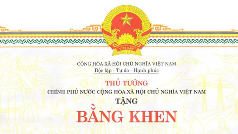 Tặng bằng khen người dũng cảm cứu người