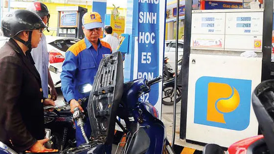 Ổn định giá bán xăng, dầu