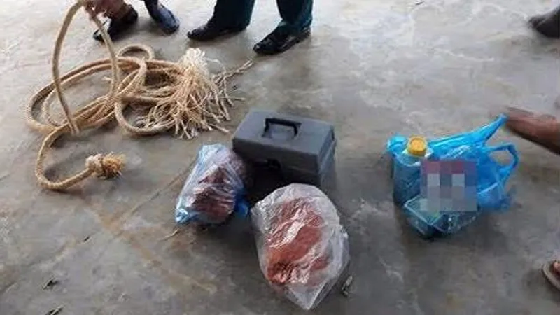 Cháu bé 6 tuổi bị mẹ kế đầu độc