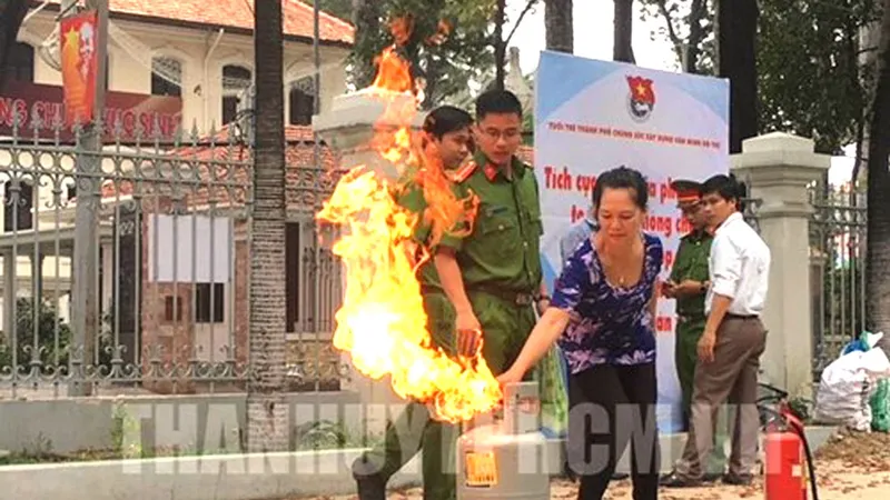 Thi đua xây dựng văn minh đô thị