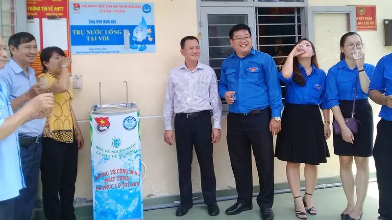 Đồng hành cùng người dân sử dụng nước sạch