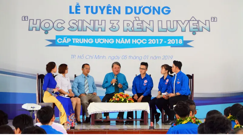Tuyên dương 13 gương “Học sinh 3 rèn luyện”