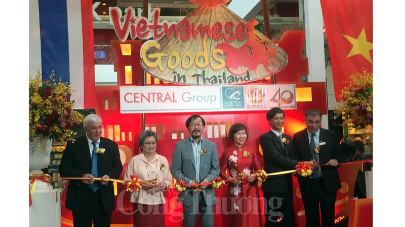 Tổ chức “Tuần lễ hàng Việt Nam tại Thái Lan”