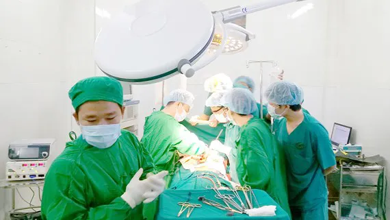 Sản phụ tử vong khi mổ đẻ gây tê tủy sống