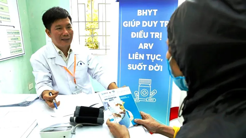 Thách thức trong điều trị HIV/AIDS
