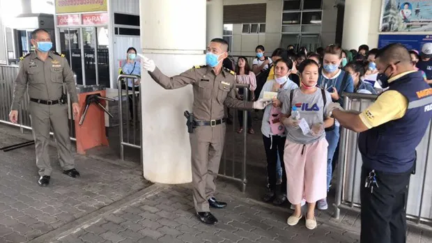 Thái Lan nỗ lực cứu dân