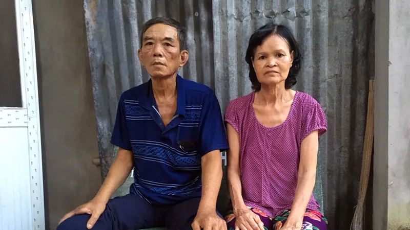 Vợ chồng già mắc bệnh hiểm nghèo