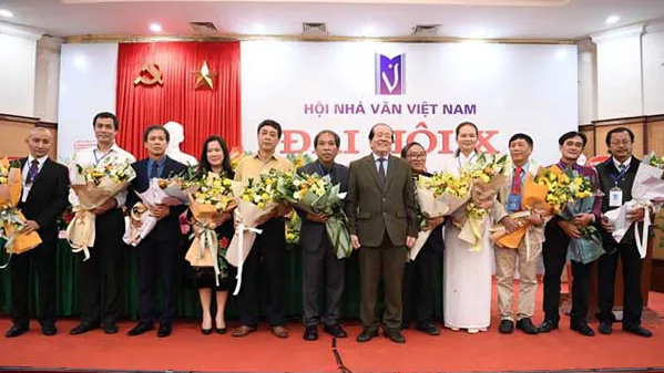 Nhà văn Nguyễn Thị Thu Huệ làm Giám đốc Bảo tàng Văn học Việt Nam
