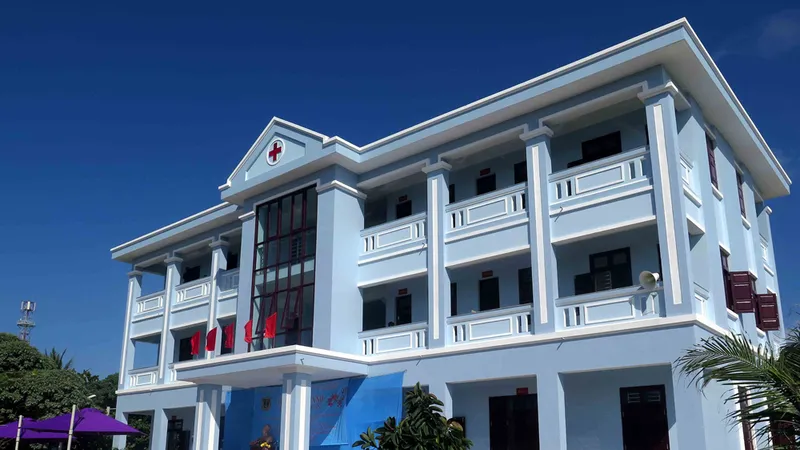 Lễ khánh thành bệnh xá trên đảo Sinh Tồn