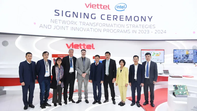 Viettel và Intel hợp tác phát triển hạ tầng công nghệ số