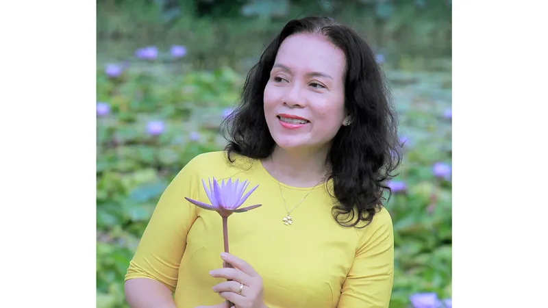 Nhà thơ Khánh Chi 