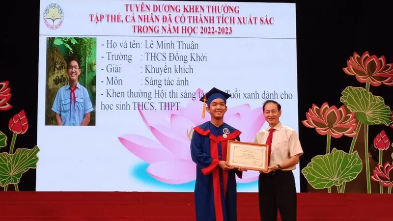 Quận 1: Tuyên dương khen thưởng gần 500 giáo viên và học sinh có thành tích xuất sắc