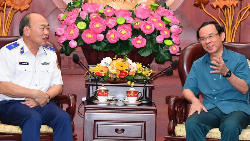 TPHCM sẵn sàng tương hỗ Cảnh sát biển Việt Nam hoàn thành nhiệm vụ 