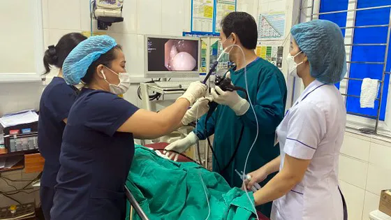 Cảnh báo hóc dị vật ở người lớn tuổi