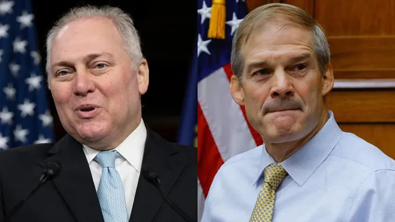 2 ứng viên hàng đầu vị trí Chủ tịch Hạ viện Mỹ: Hạ nghị sĩ Steve Scalise (trái) và Hạ nghị sĩ Jim Jordan