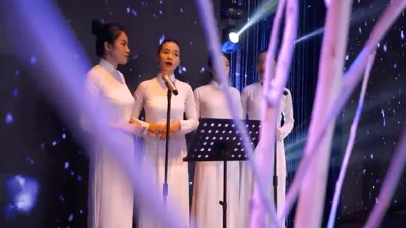Nhớ Noel tình đầu