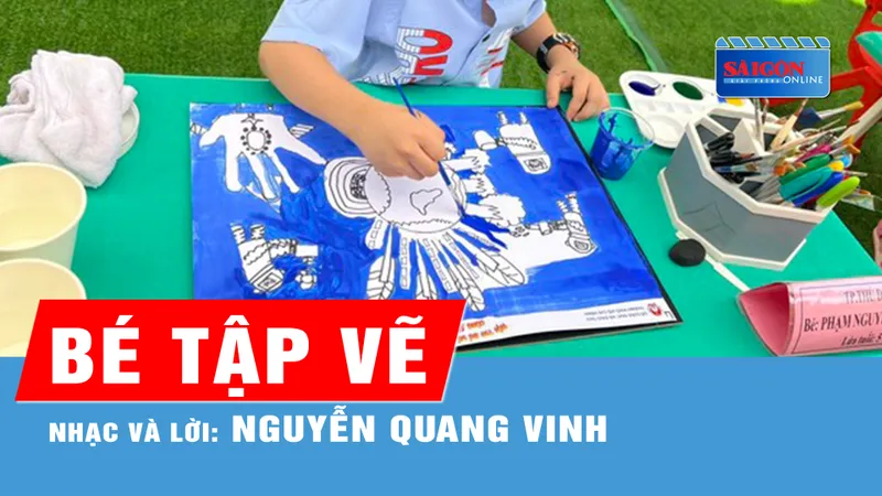 Bé Tập Vẽ