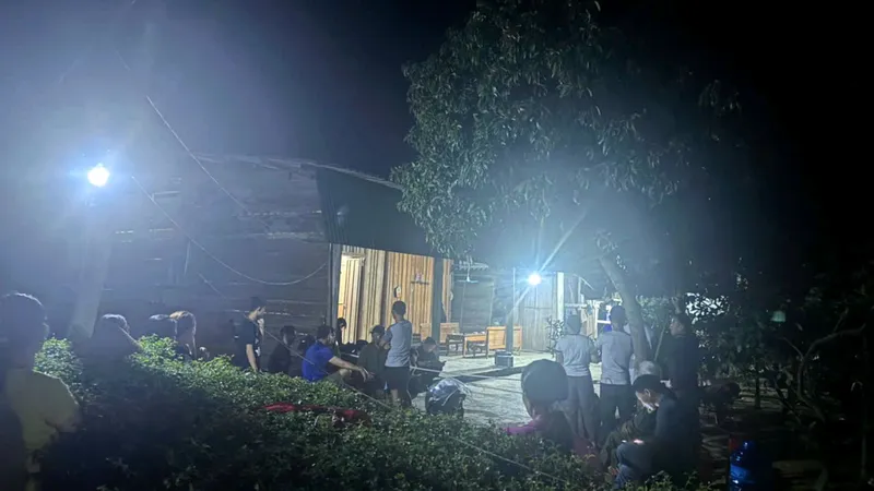 Xích mích, con trai chém mẹ ruột tử vong 