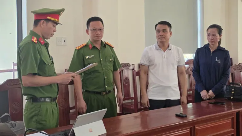 Thanh Hóa: Khởi tố nguyên hiệu trưởng và giáo viên tự ý nâng điểm thi của thí sinh