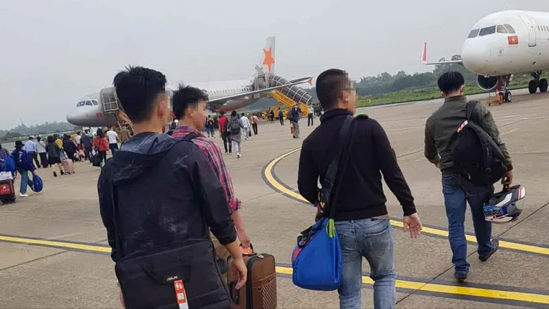 Tiếp nhận 2 công dân được giải cứu từ Myanmar
