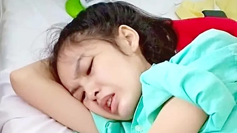 Cô gái nghèo mang nỗi đau ung thư 